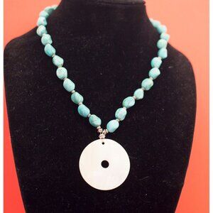 Hippie Blue Beaded Disc Necklace 20 Inches F12